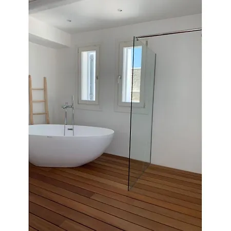 Extravagant Mykonos - 10 Bedrooms - Castillo Di Cuore - Stunning Sea Views - Agios Lazaro Villa Psarou (Mykonos)
